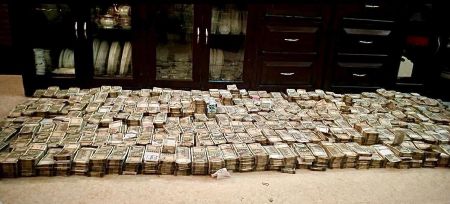 Cash recovered by the CBI from premises linked to Punjab Police DIG Harcharan Singh Bhullar.