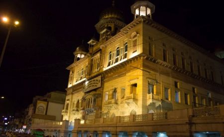 Gurdwara Sri Sis Ganj Sahib